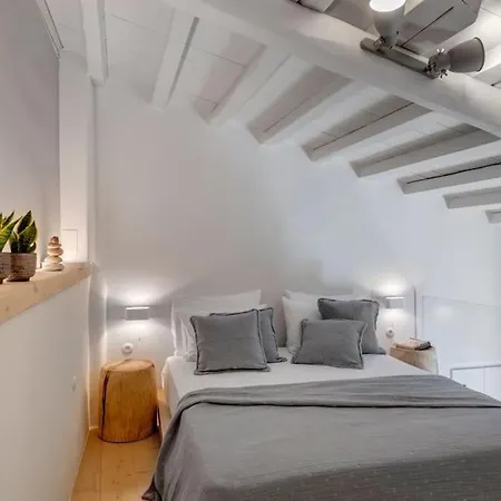 Nomade Vibrant Living Loft