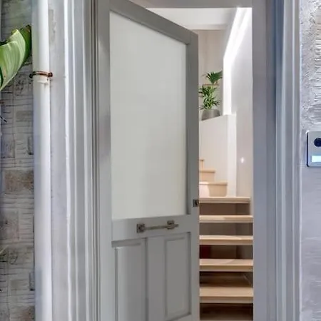 Nomade Vibrant Living Loft